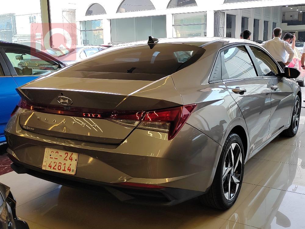هیوندای ئەلەنترا